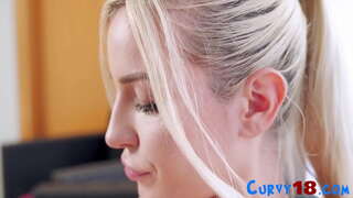 Μεγάλο Στήθος Έφηβος Σκατά Από το BBC