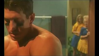 Libog cheerleaders Calli Cox at abril ay makakakuha ng fucked sa locker room Libog cheerleaders Calli Cox at abril ay makakakuha ng fucked sa locker room